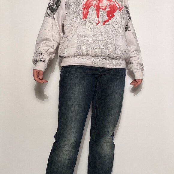 Vintage 1990s Red & White CALGARY Rodeo & Map Graphic Cowboy Sweatshirt! XL - Picture 8 of 11